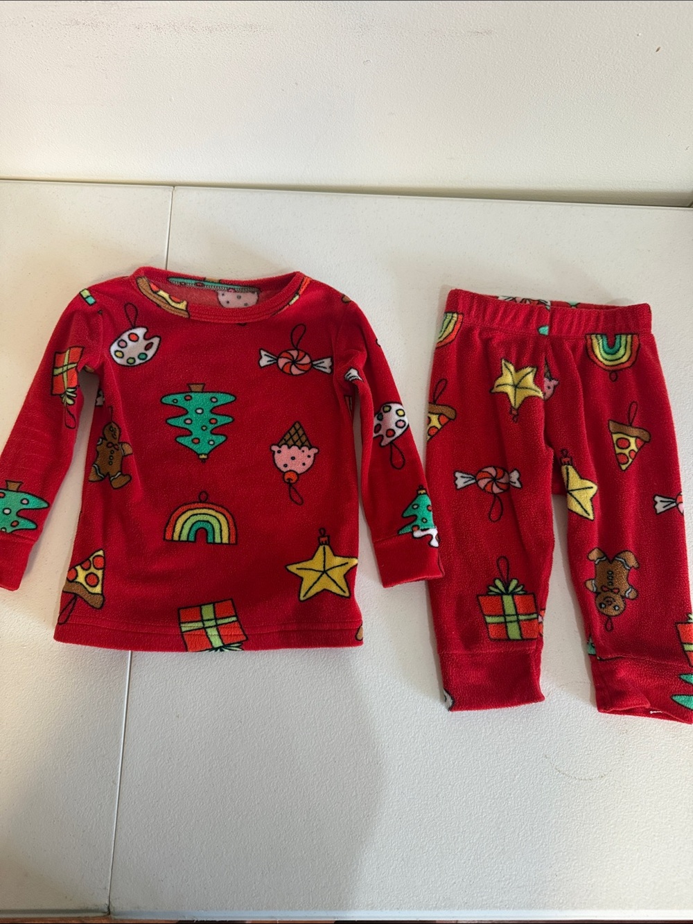 Cat & Jack Red Holiday Print Kids Pajama Set